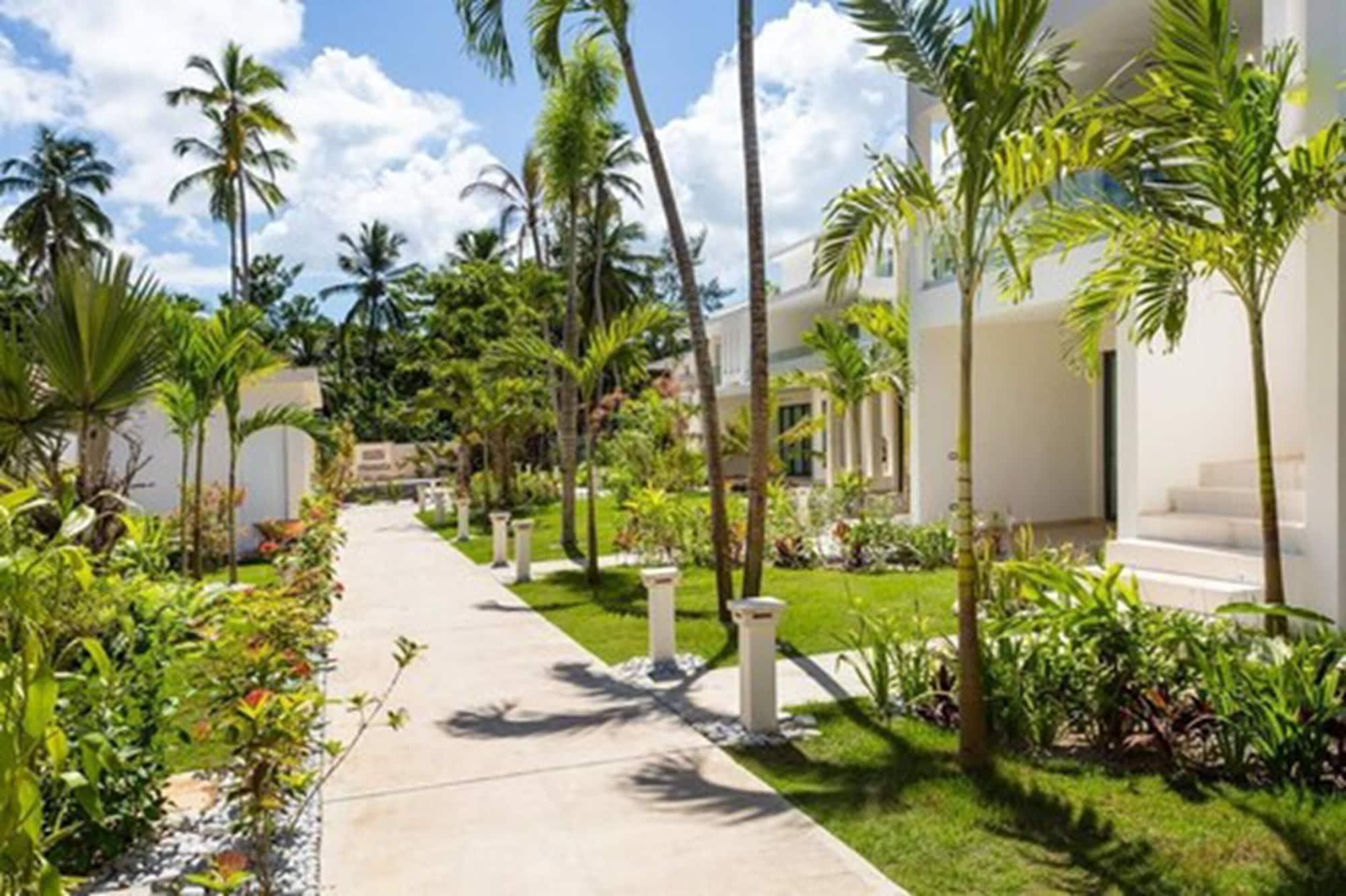 Louisa Apartamentos Las Terrenas Exterior photo