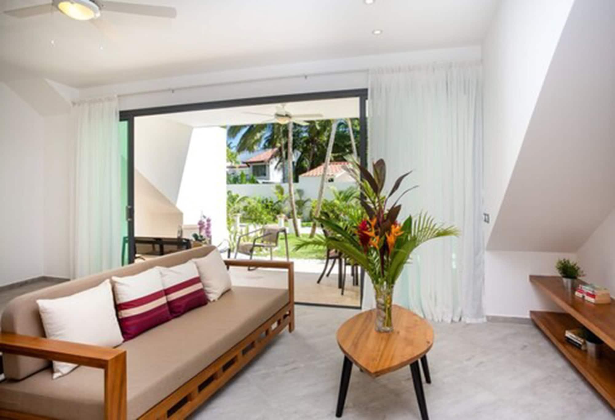 Louisa Apartamentos Las Terrenas Exterior photo